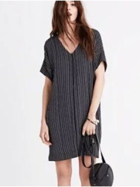 Madewell Novel V Neck Shift dress vertical pinstripes size small
